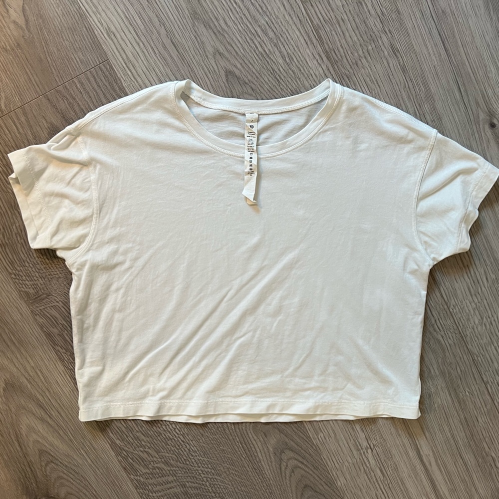 Lululemon T-Shirt